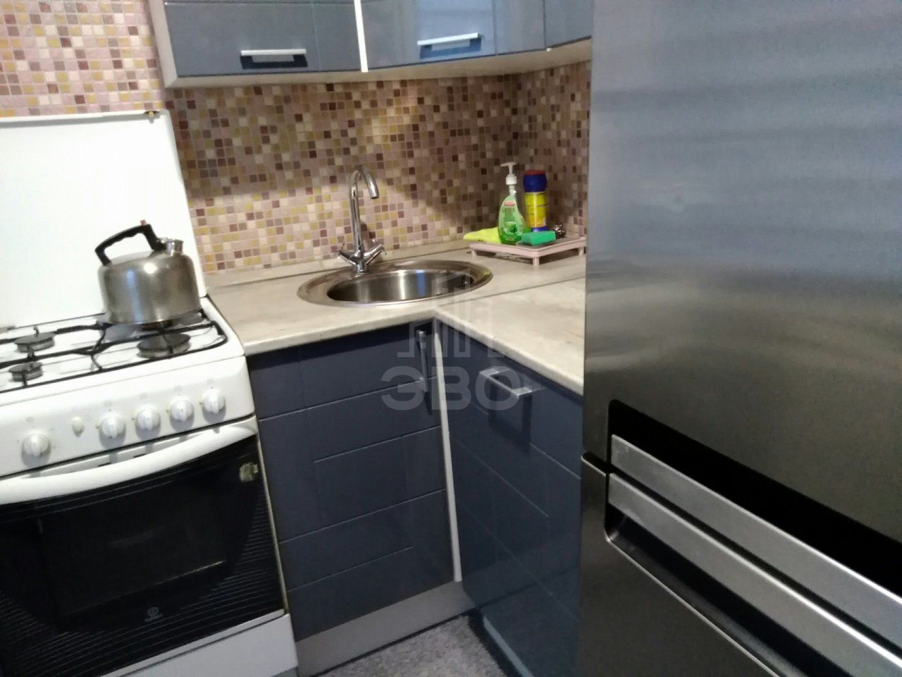 трехкомнатная квартира в Санкт-Петербурге по адресу: Пражская ул., 16