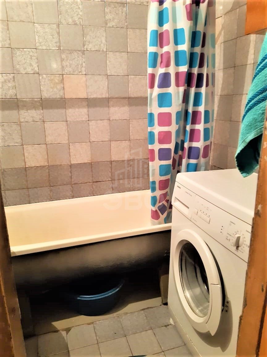 комната в Санкт-Петербурге по адресу: Школьная ул., 110, к 1