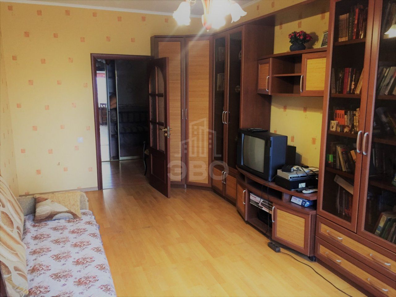 двухкомнатная квартира в Санкт-Петербурге по адресу: Светлановский проспект, 43