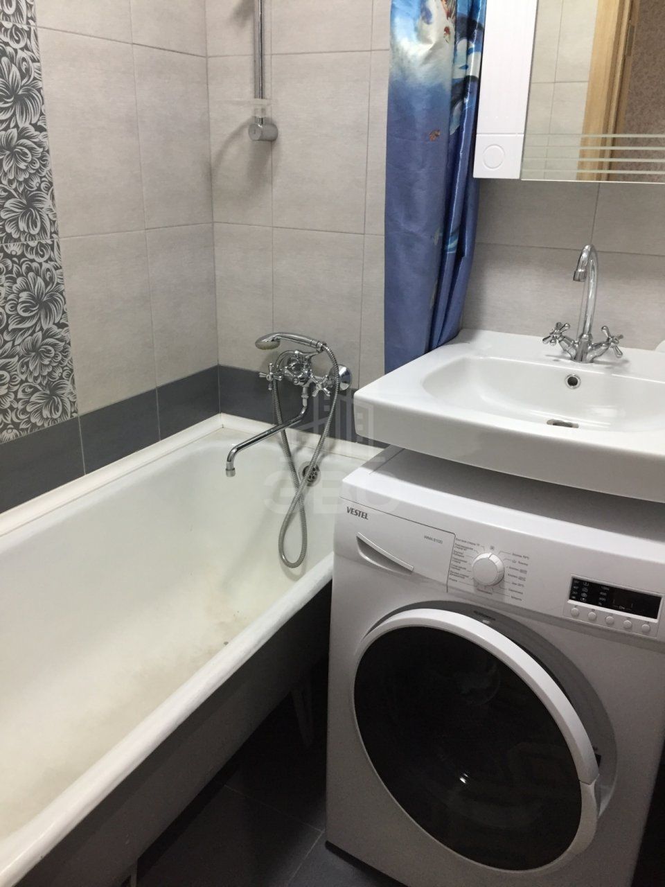 двухкомнатная квартира в Санкт-Петербурге по адресу: Шателена ул., 20