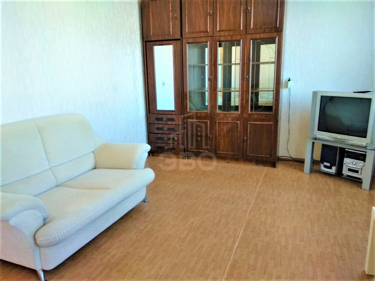 трехкомнатная квартира в Санкт-Петербурге по адресу: Королева проспект, 28