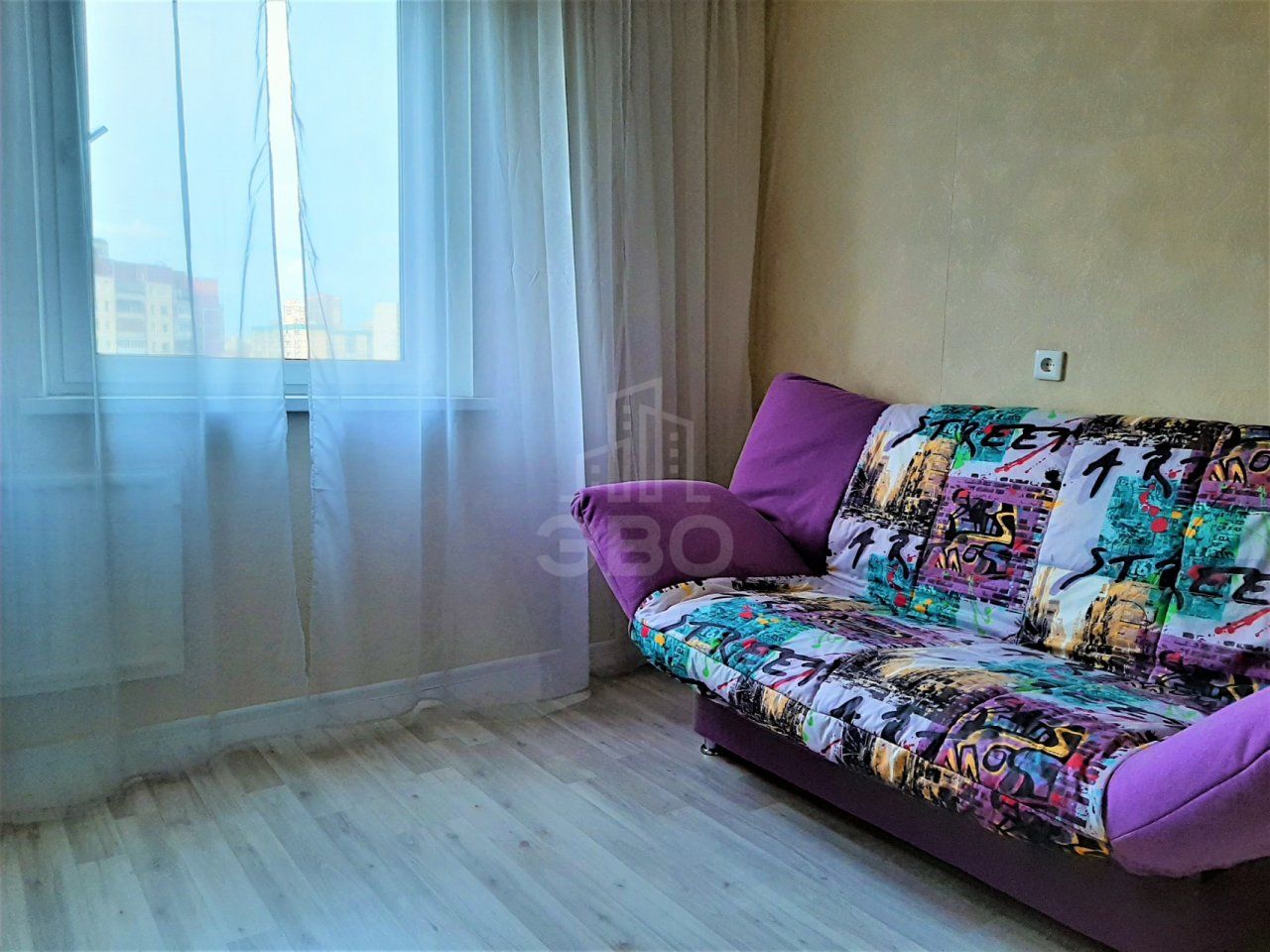 трехкомнатная квартира в Санкт-Петербурге по адресу: Королева проспект, 28