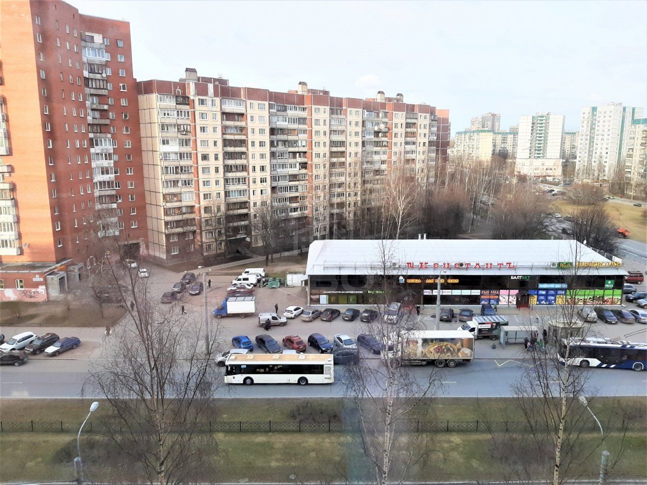 трехкомнатная квартира в Санкт-Петербурге по адресу: Королева проспект, 28