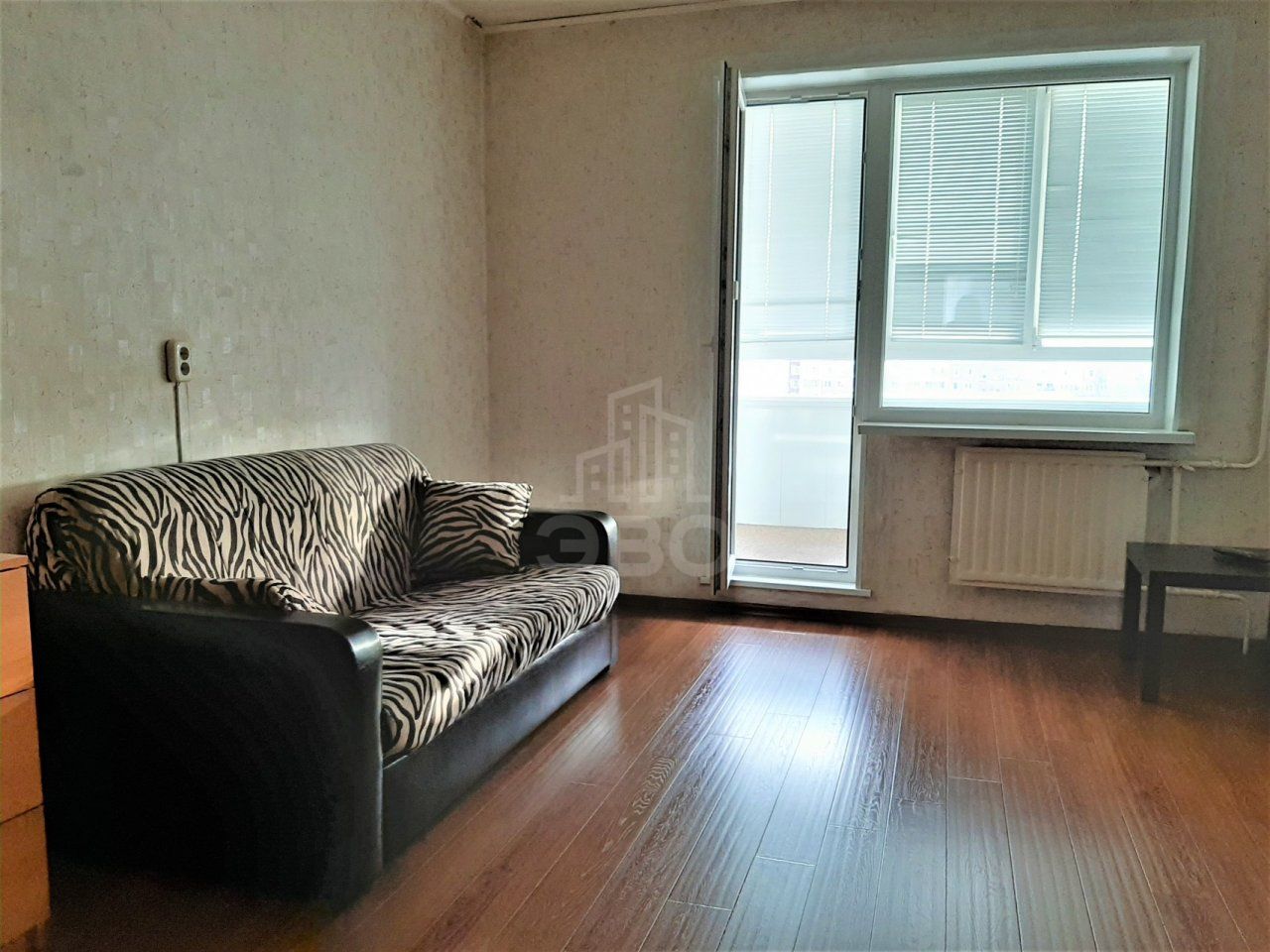 трехкомнатная квартира в Санкт-Петербурге по адресу: Королева проспект, 28