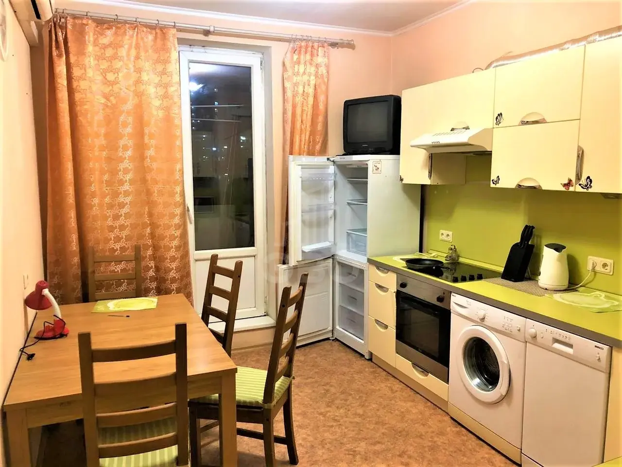 однокомнатная квартира в Санкт-Петербурге по адресу: Королева проспект, 61