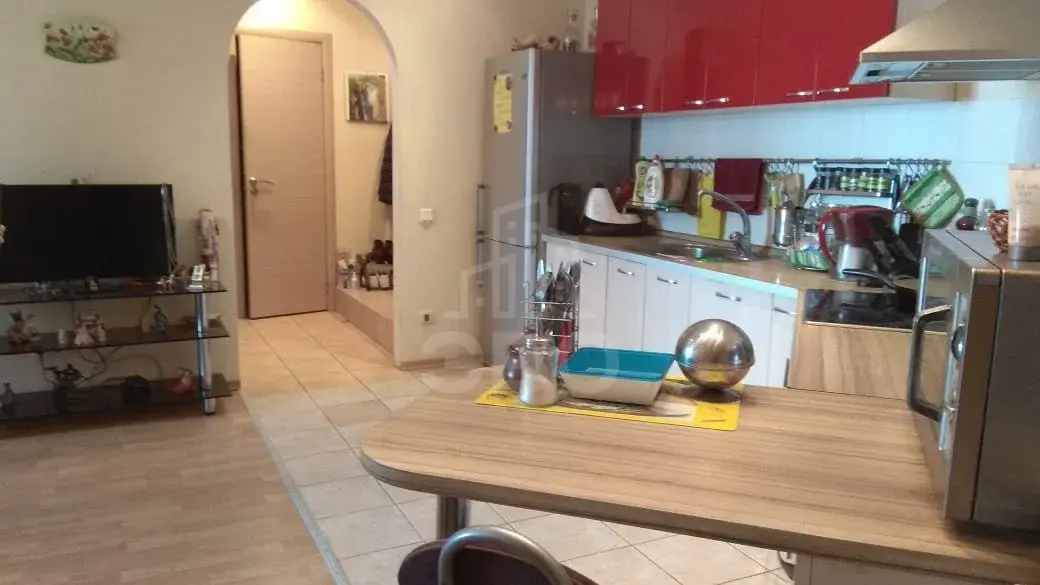 комната в Санкт-Петербурге по адресу: Беринга ул., 27, к 1