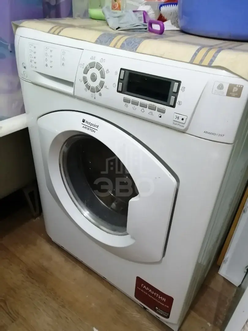 комната в Санкт-Петербурге по адресу: Энтузиастов проспект, 39, к 1