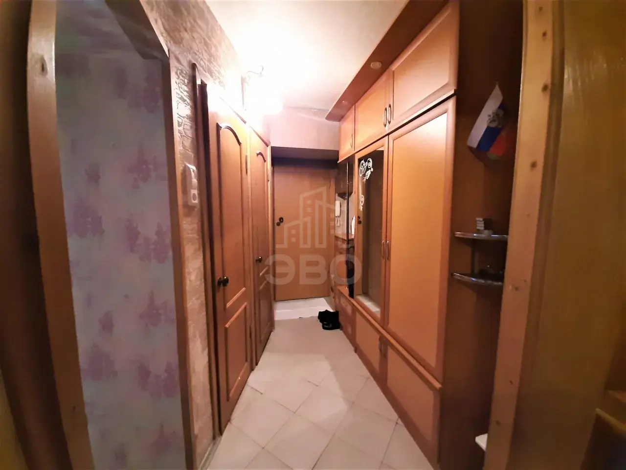 трехкомнатная квартира в Санкт-Петербурге по адресу: Ушинского ул., 23, к 1