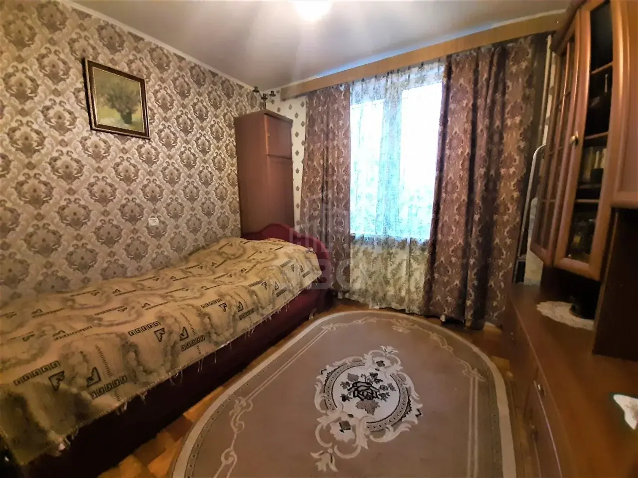 трехкомнатная квартира в Санкт-Петербурге по адресу: Ушинского ул., 23, к 1