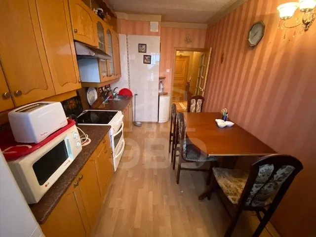 двухкомнатная квартира в Санкт-Петербурге по адресу: Ириновский проспект, 33