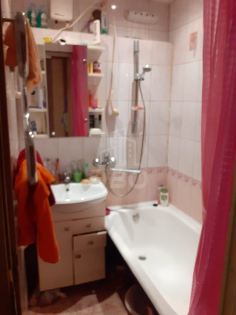 комната в Санкт-Петербурге по адресу: Долгоозерная ул., 18