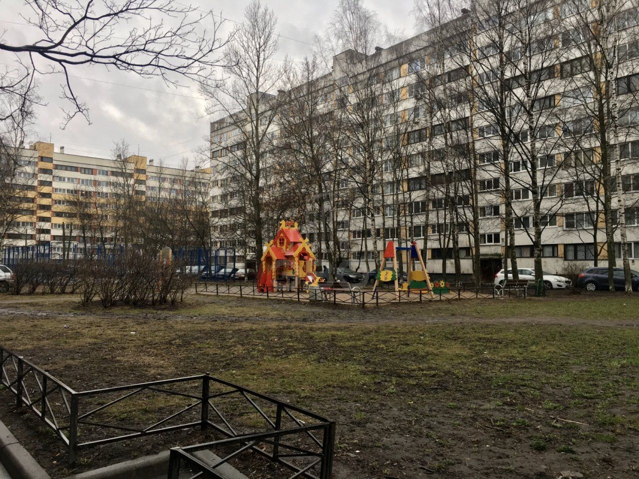 двухкомнатная квартира в Санкт-Петербурге по адресу: Генерала Симоняка ул., 17