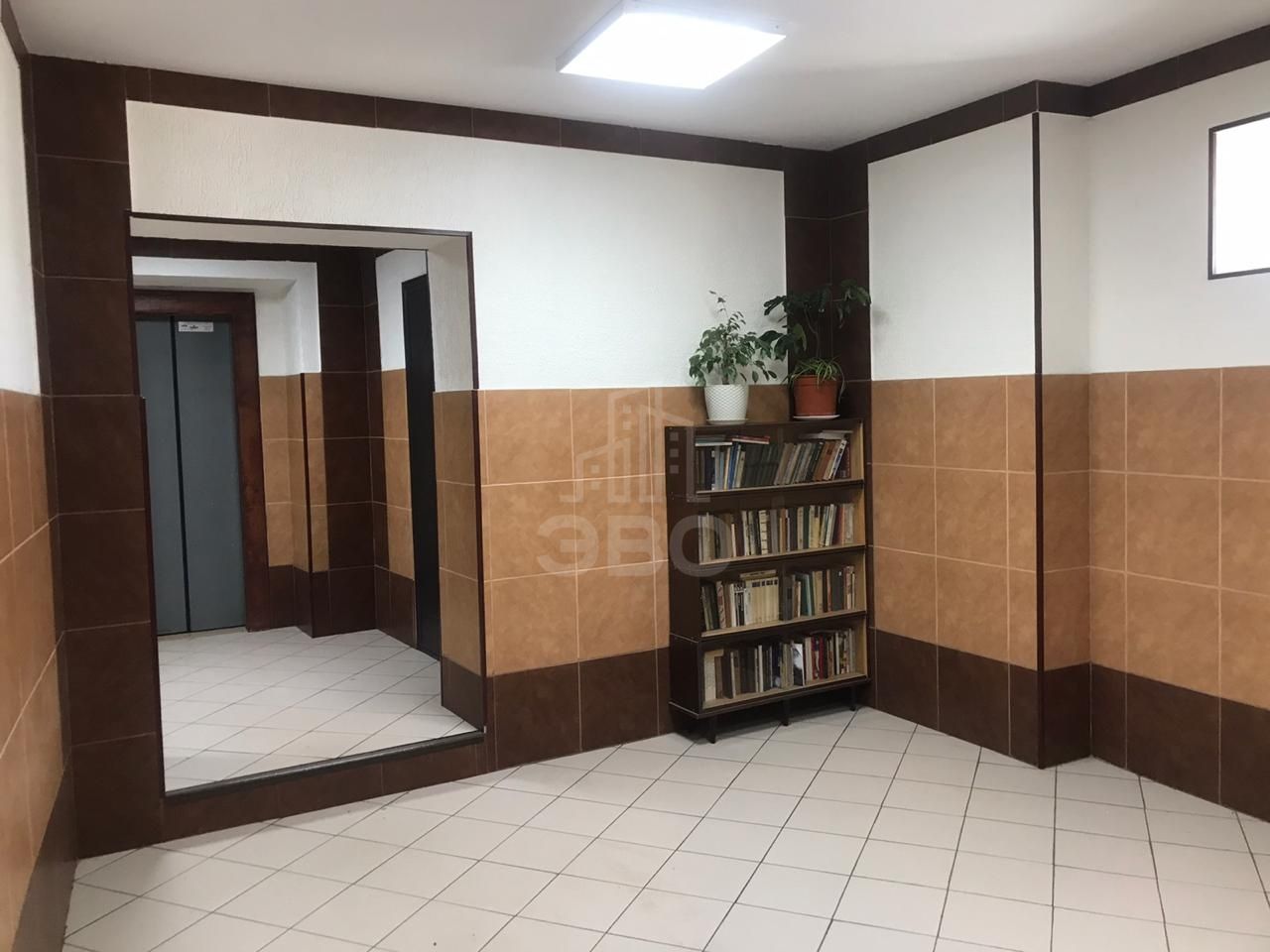 комната в Санкт-Петербурге по адресу: Товарищеский проспект, 28, к 1