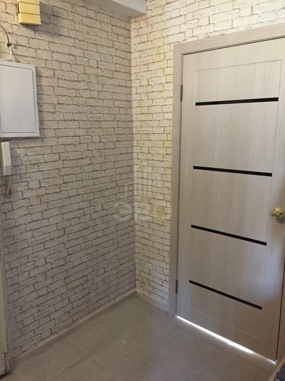 трехкомнатная квартира в Санкт-Петербурге по адресу: Народного Ополчения проспект, 63