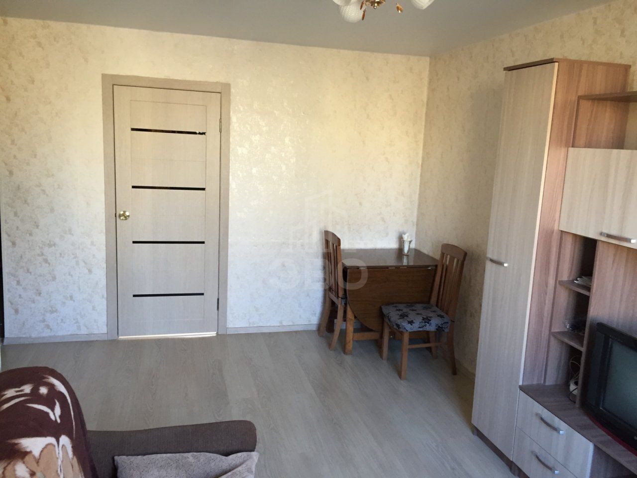 трехкомнатная квартира в Санкт-Петербурге по адресу: Народного Ополчения проспект, 63