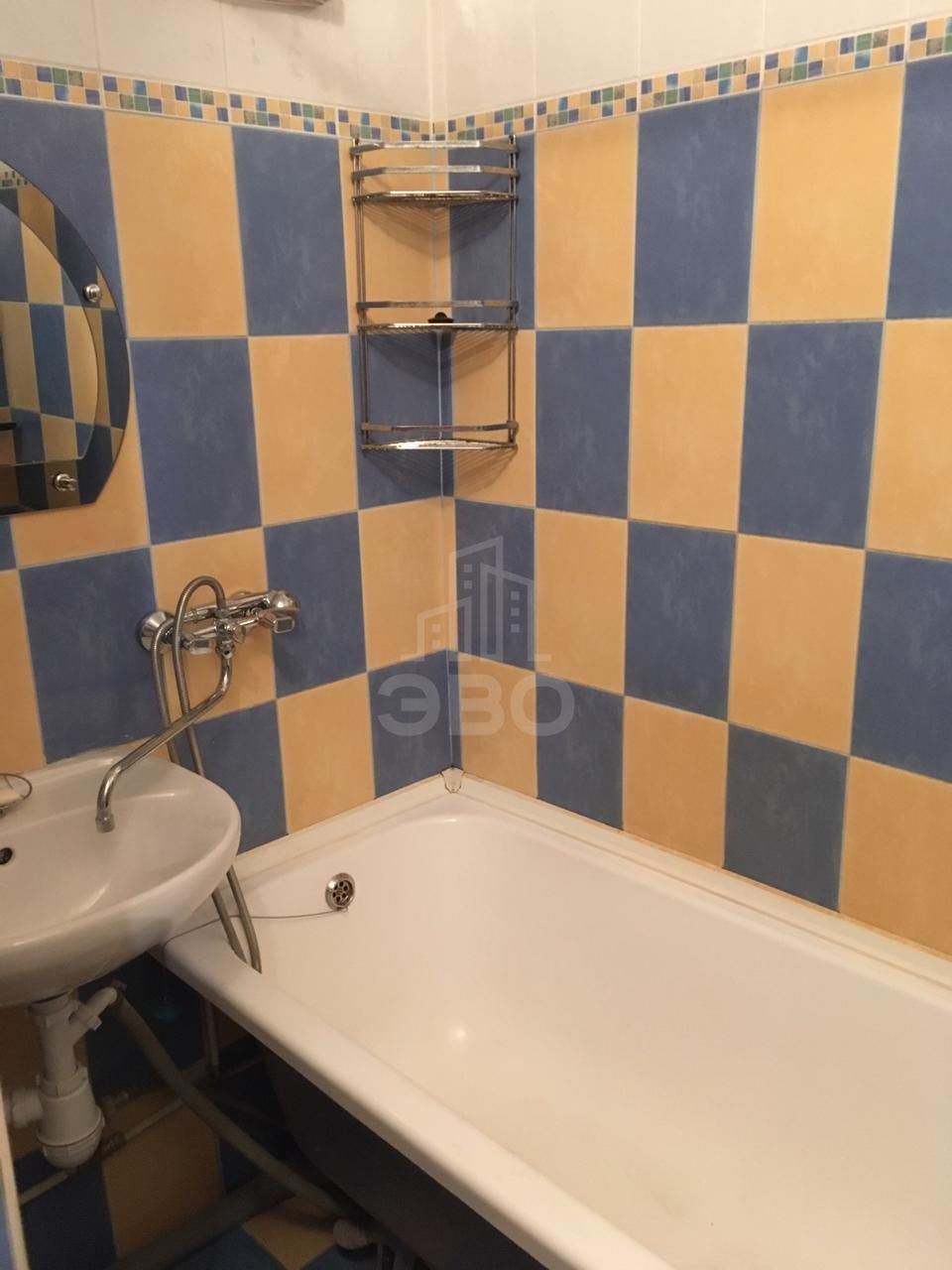 двухкомнатная квартира в Санкт-Петербурге по адресу: Ивана Черных ул., 19