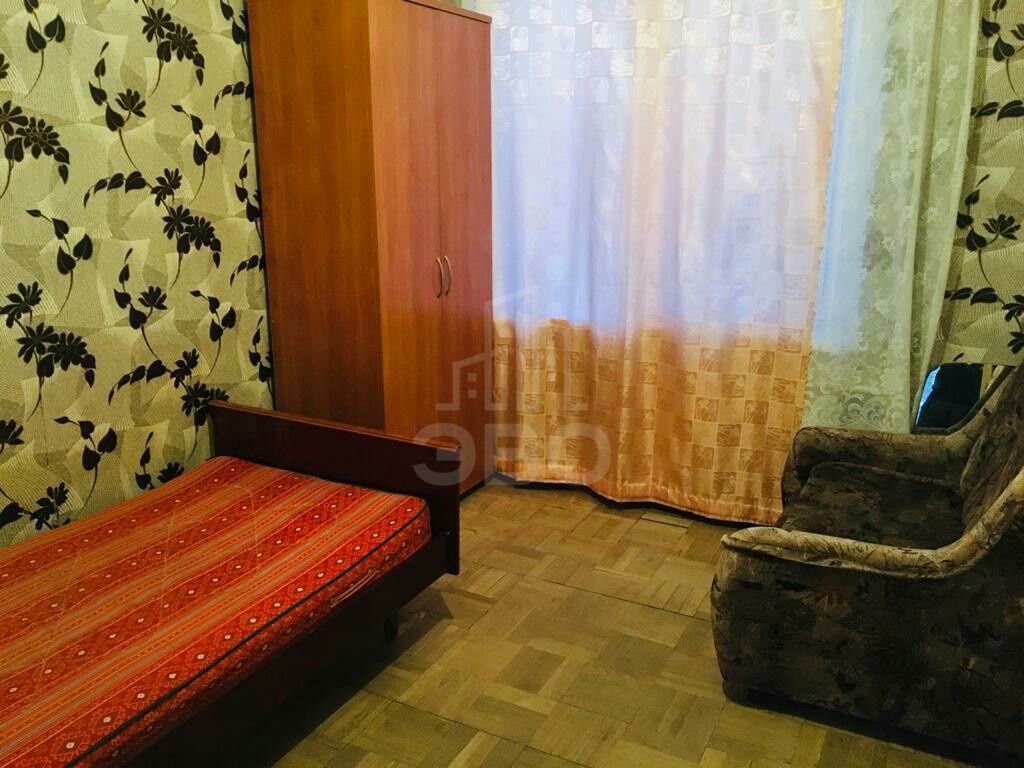 трехкомнатная квартира в Санкт-Петербурге по адресу: Новаторов б-р., 26