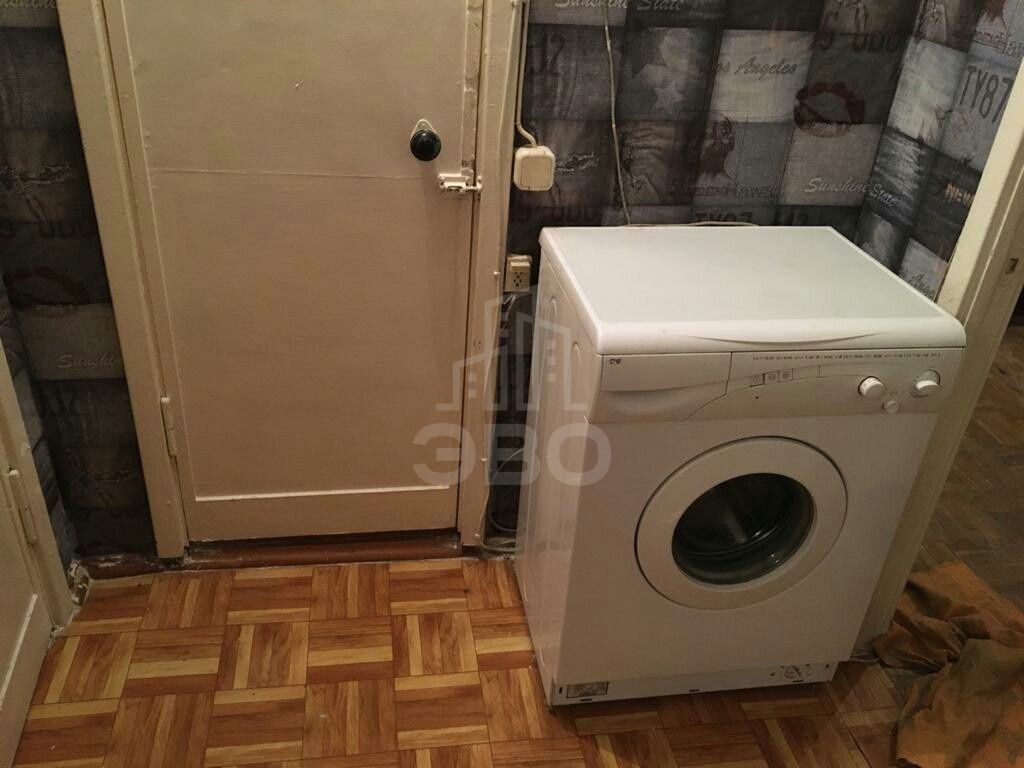 трехкомнатная квартира в Санкт-Петербурге по адресу: Новаторов б-р., 26