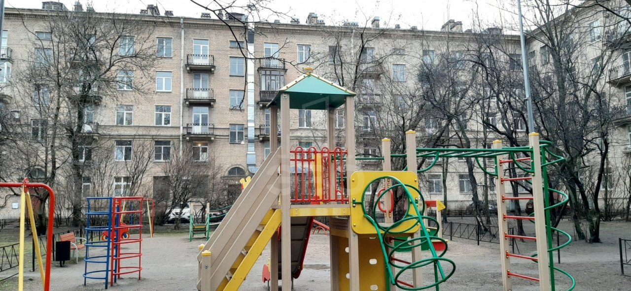 двухкомнатная квартира в Санкт-Петербурге по адресу: Черной речки наб., 8, литера А