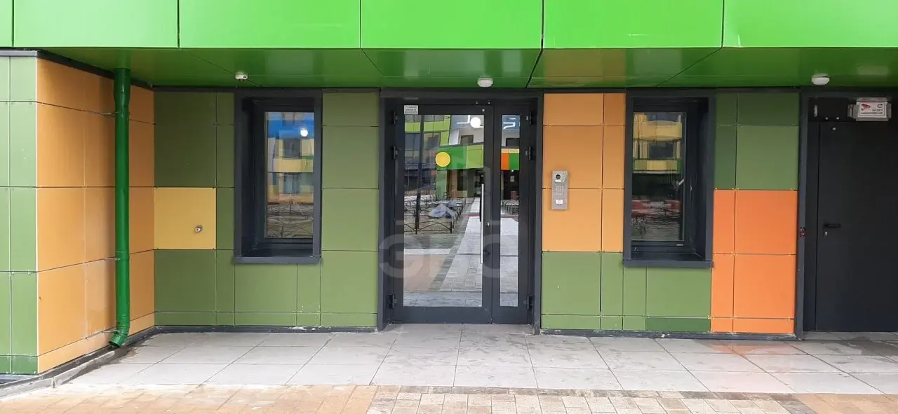 однокомнатная квартира в Санкт-Петербурге по адресу: Среднерогатская ул., 16, к 5