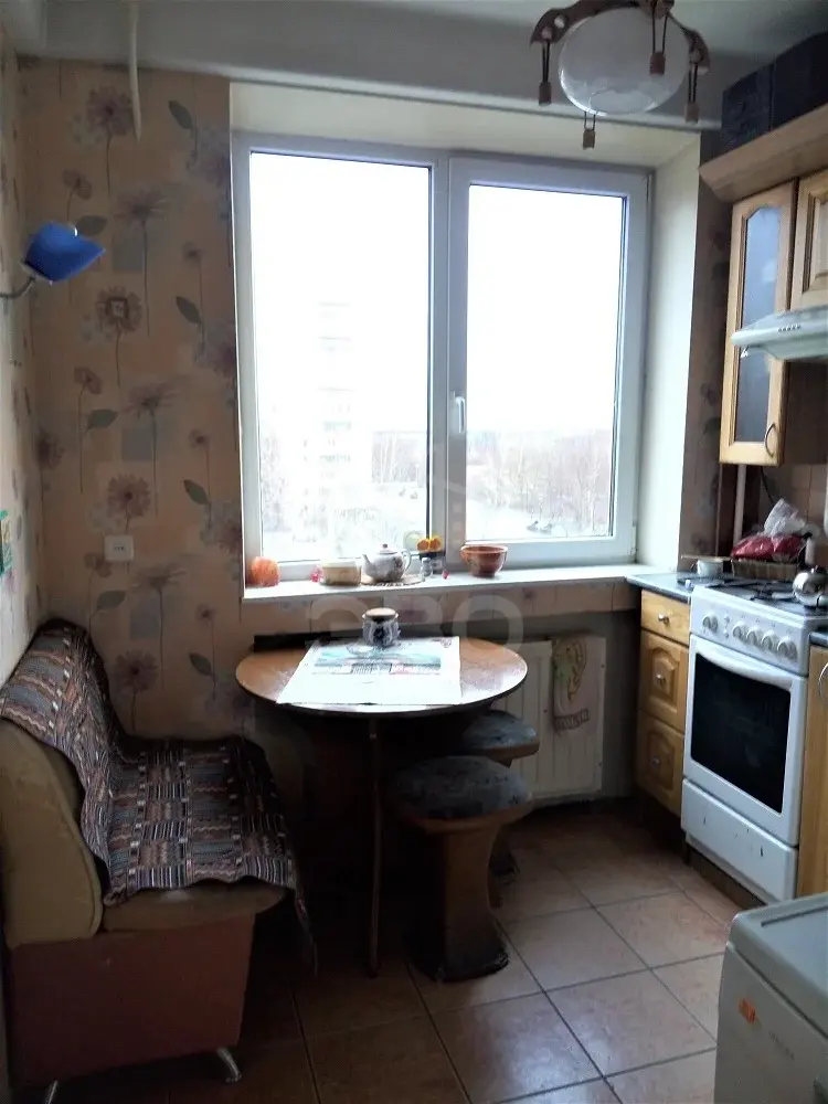 трехкомнатная квартира в Санкт-Петербурге по адресу: Подвойского ул., 50, к 3