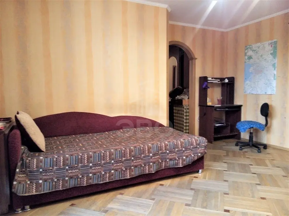 трехкомнатная квартира в Санкт-Петербурге по адресу: Подвойского ул., 50, к 3