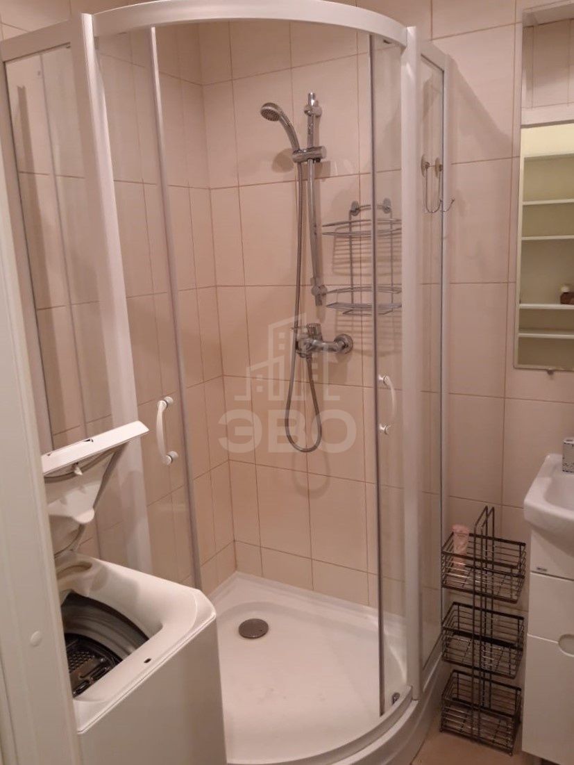 двухкомнатная квартира в Санкт-Петербурге по адресу: Константина Заслонова ул., 17