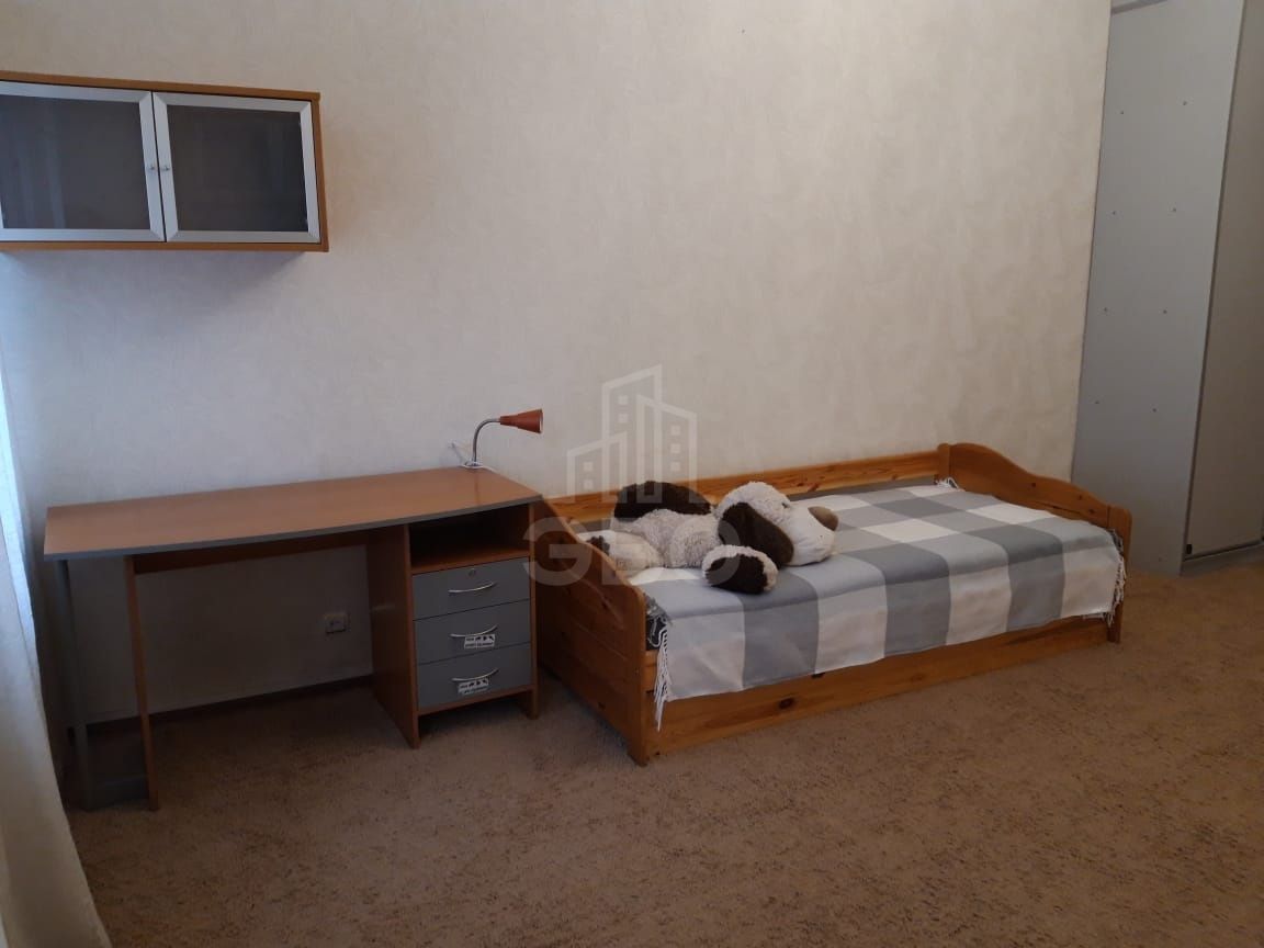 двухкомнатная квартира в Санкт-Петербурге по адресу: Константина Заслонова ул., 17