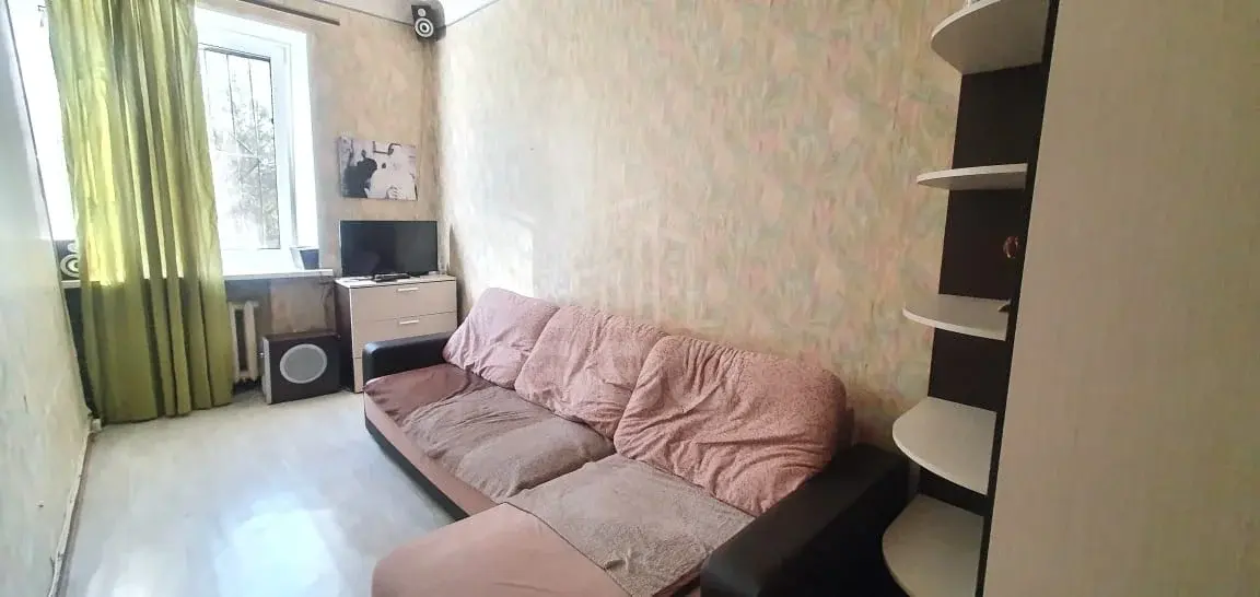 комната в Санкт-Петербурге по адресу: Бумажная ул., 20