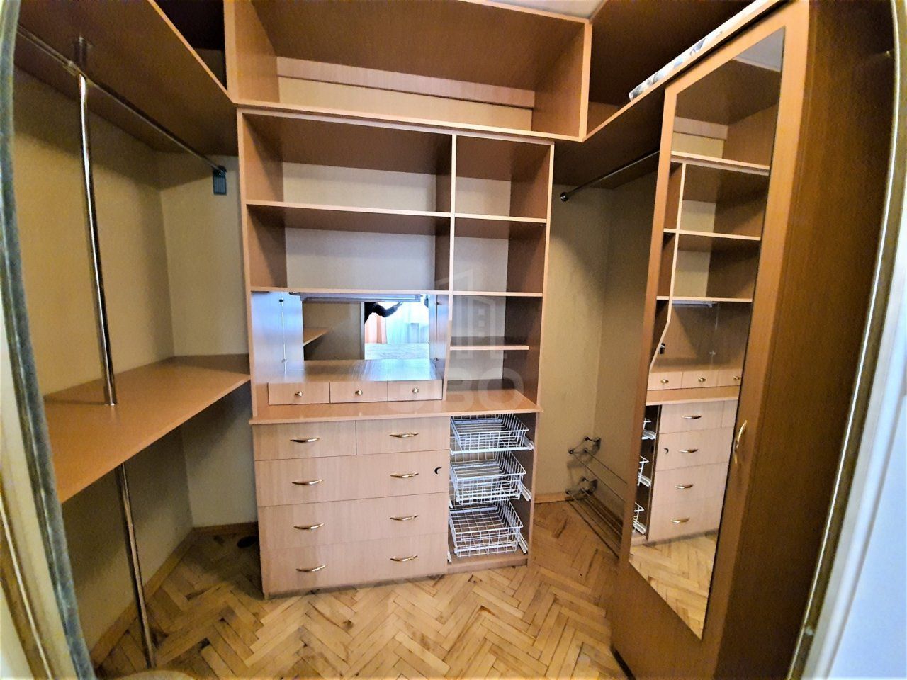 однокомнатная квартира в Санкт-Петербурге по адресу: Руставели ул., 58, к 1