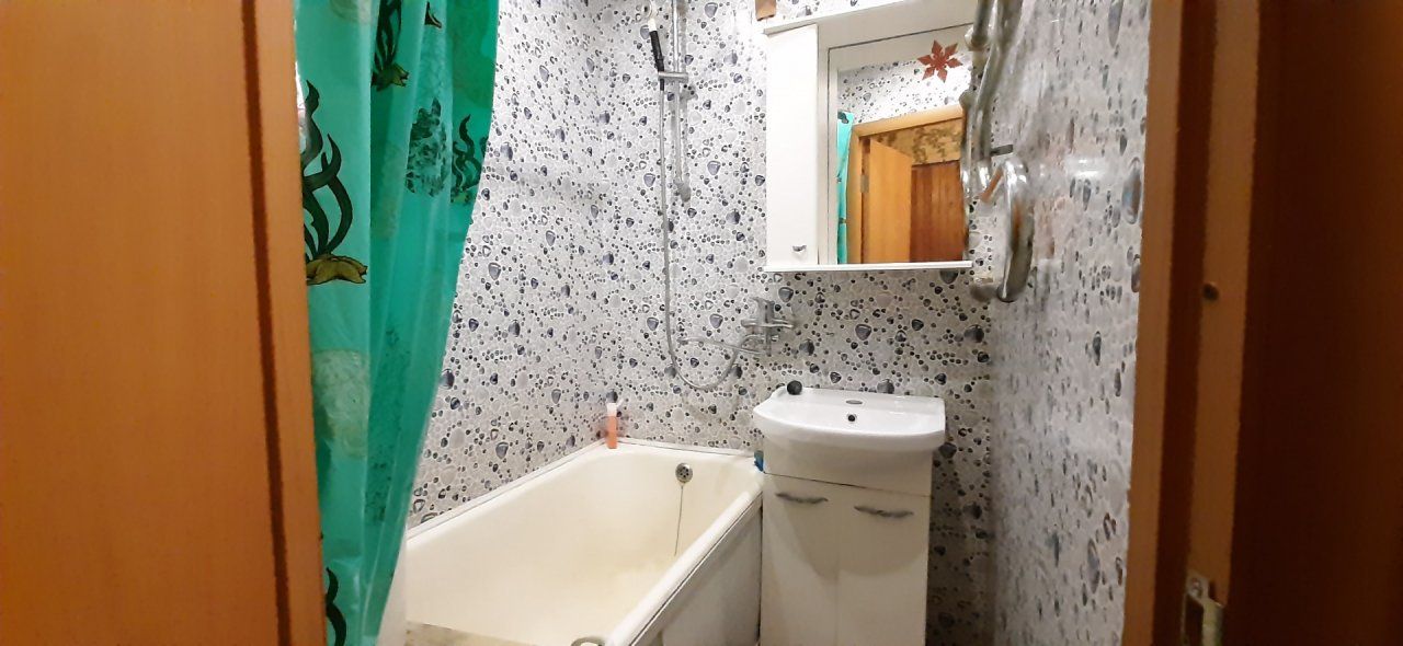 однокомнатная квартира в Санкт-Петербурге по адресу: Бухарестская ул., 39, к 1