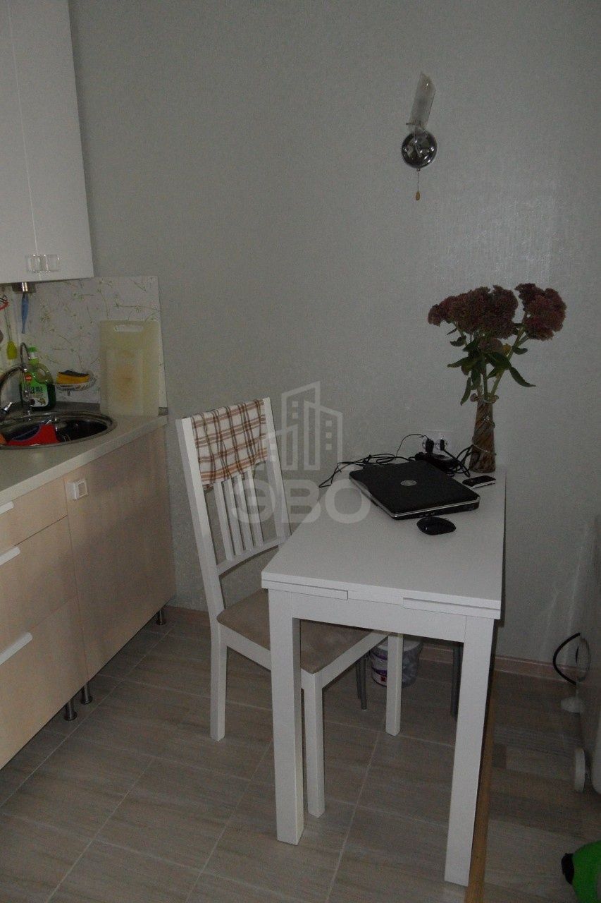 однокомнатная квартира в Санкт-Петербурге по адресу: Ленинский проспект, 82, к 1