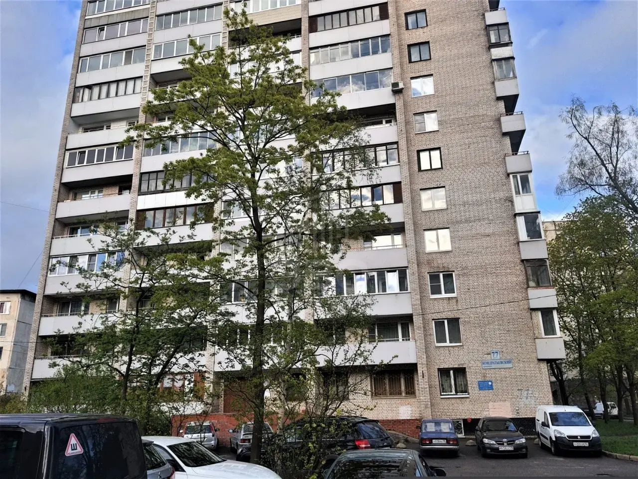 однокомнатная квартира в Санкт-Петербурге по адресу: Кондратьевский проспект, 77, к 1