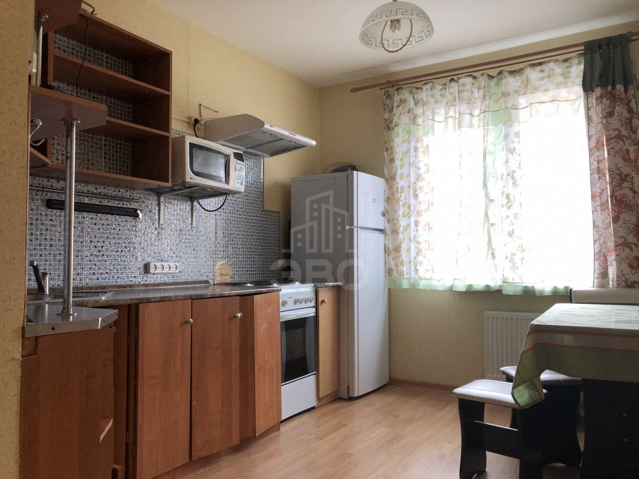 двухкомнатная квартира в Санкт-Петербурге по адресу: Изборская  ул., 1, к 1