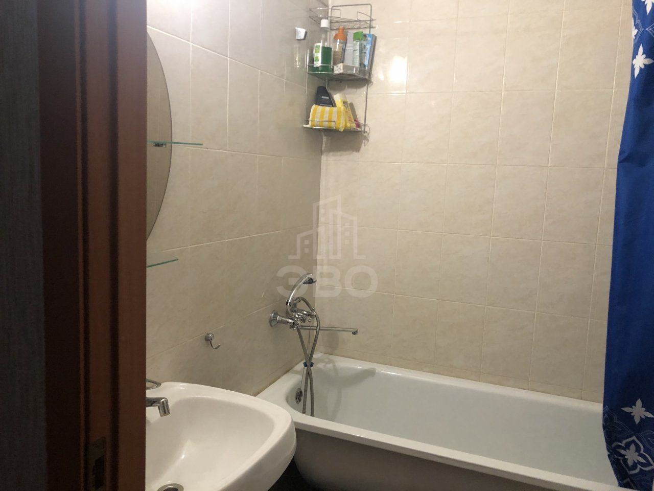 двухкомнатная квартира в Санкт-Петербурге по адресу: Изборская  ул., 1, к 1