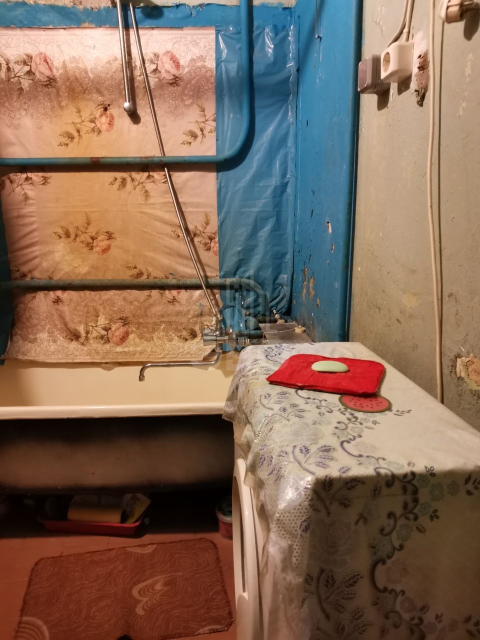 комната в Санкт-Петербурге по адресу: Малодетскосельский проспект, 25, к 12