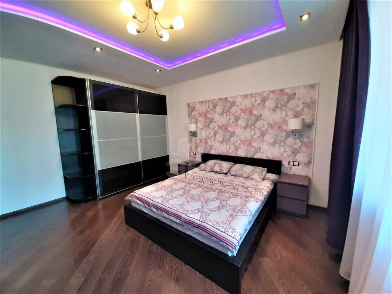 двухкомнатная квартира в Санкт-Петербурге по адресу: Планерная ул., 63, к 1