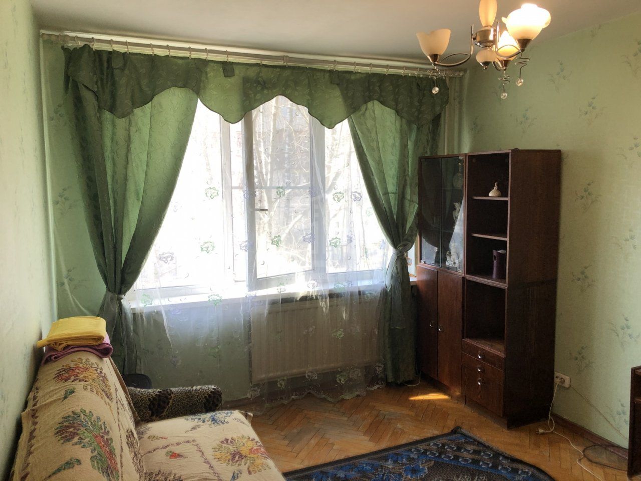 однокомнатная квартира в Санкт-Петербурге по адресу: Славы проспект, 10, к 5