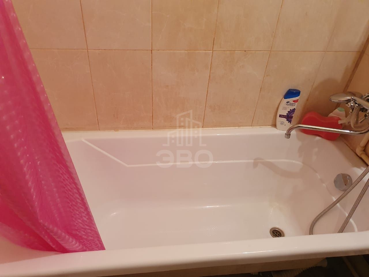 комната в Санкт-Петербурге по адресу: Туристская ул., 11, к 1