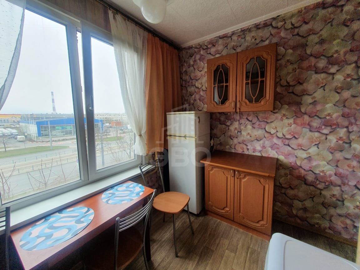 однокомнатная квартира в Санкт-Петербурге по адресу: Бухарестская ул., 7