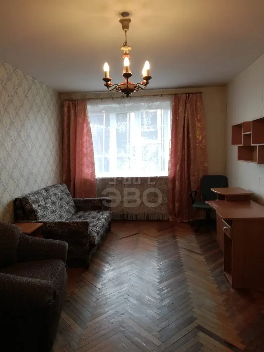 комната в Санкт-Петербурге по адресу: Искровский проспект, 3, к 2
