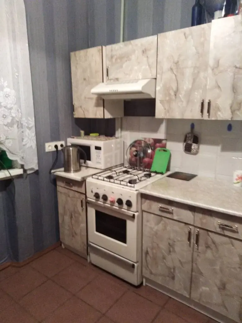 комната в Санкт-Петербурге по адресу: Искровский проспект, 3, к 2