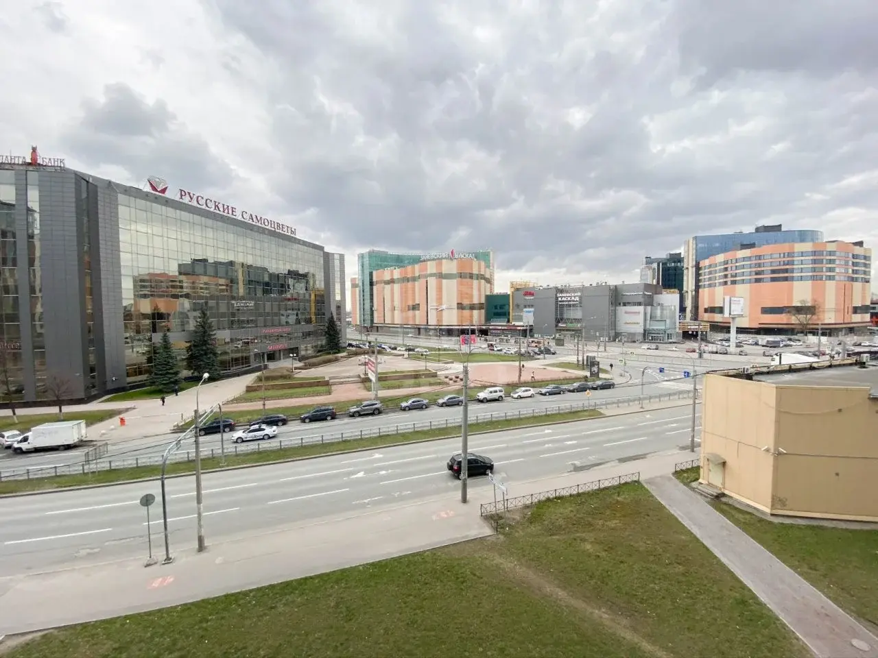 однокомнатная квартира в Санкт-Петербурге по адресу: Заневский проспект, 42