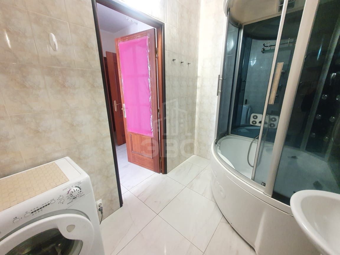 двухкомнатная квартира в Санкт-Петербурге по адресу: Композиторов ул., 18