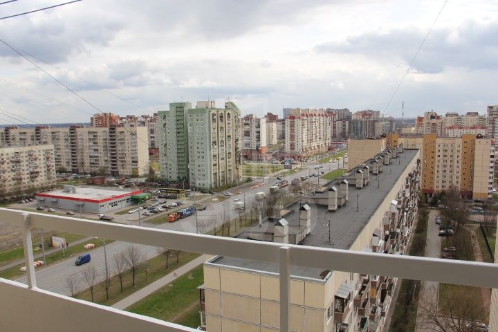 двухкомнатная квартира в Санкт-Петербурге по адресу: Дмитрия Устинова ул., 6