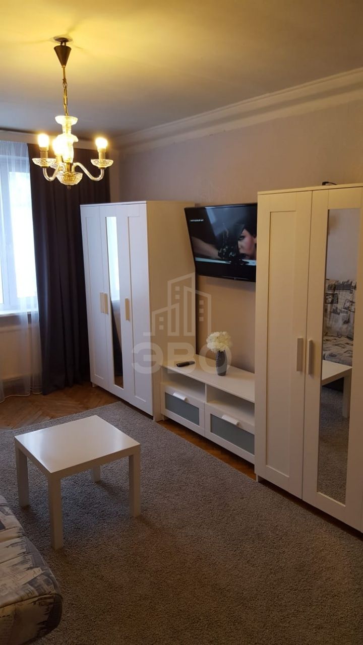 комната в Санкт-Петербурге по адресу: Октябрьская наб., 64, к 2