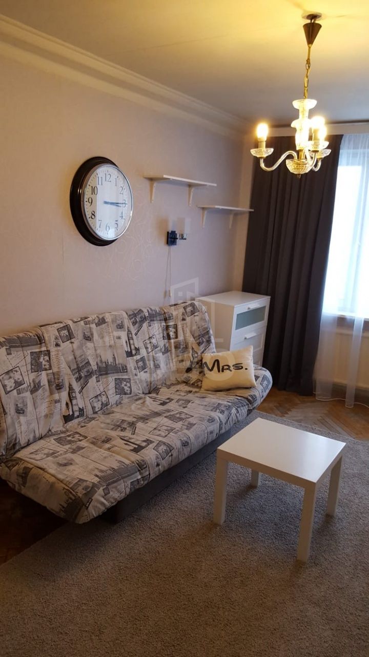 комната в Санкт-Петербурге по адресу: Октябрьская наб., 64, к 2