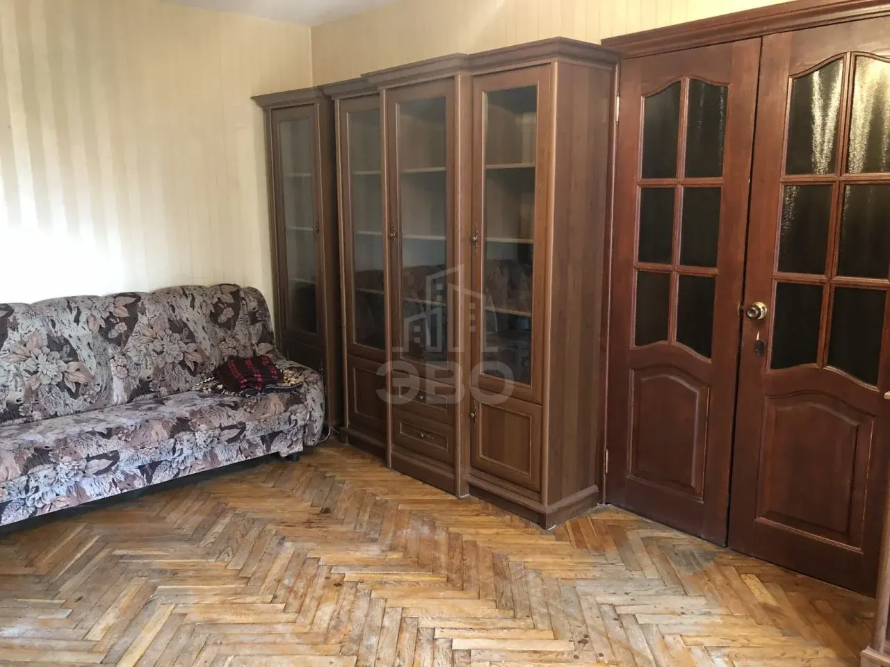 двухкомнатная квартира в Санкт-Петербурге по адресу: Димитрова ул., 6, к 1