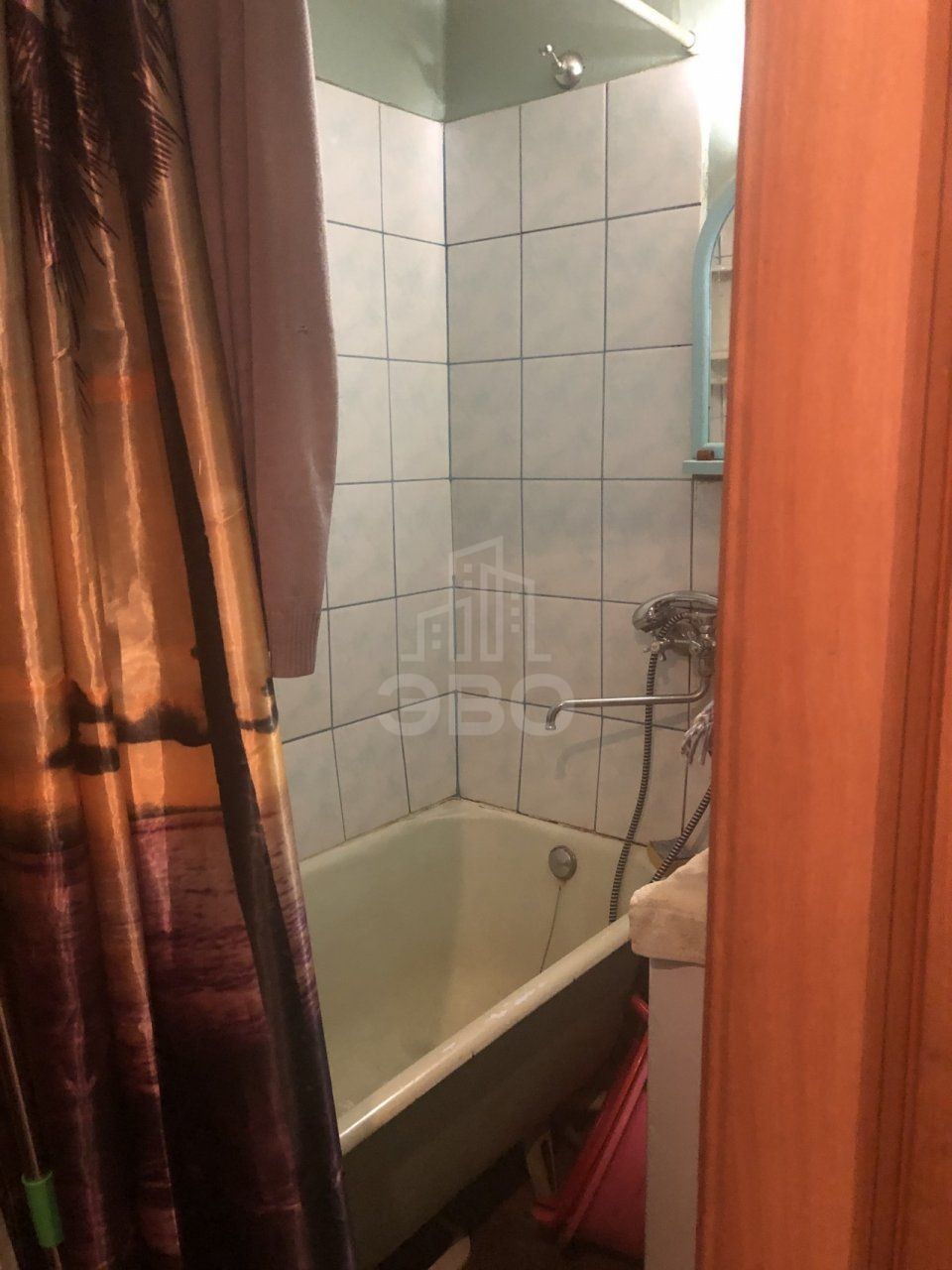 комната в Санкт-Петербурге по адресу: Бухарестская ул., 35, к 2