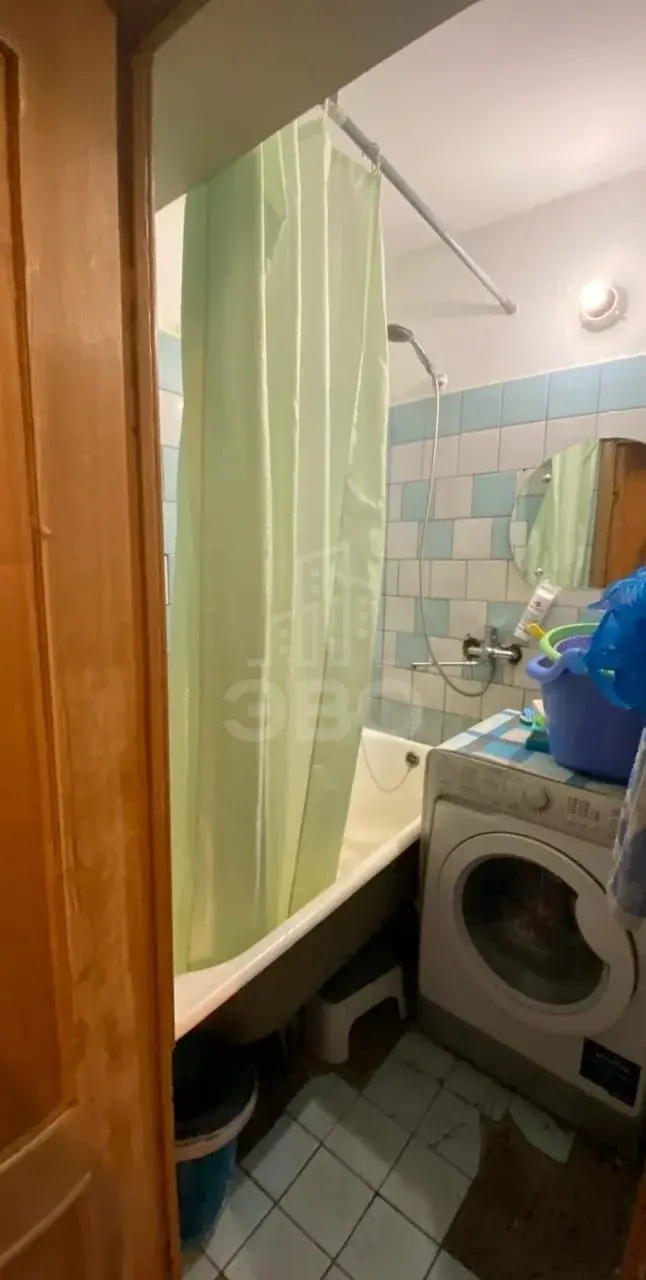 комната в Санкт-Петербурге по адресу: Сиреневый б-р., 8, к 1